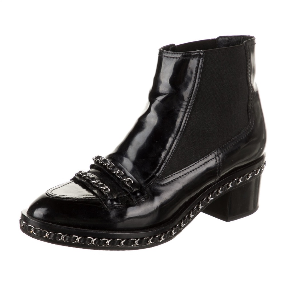 Chanel leather boots size 40 with chains